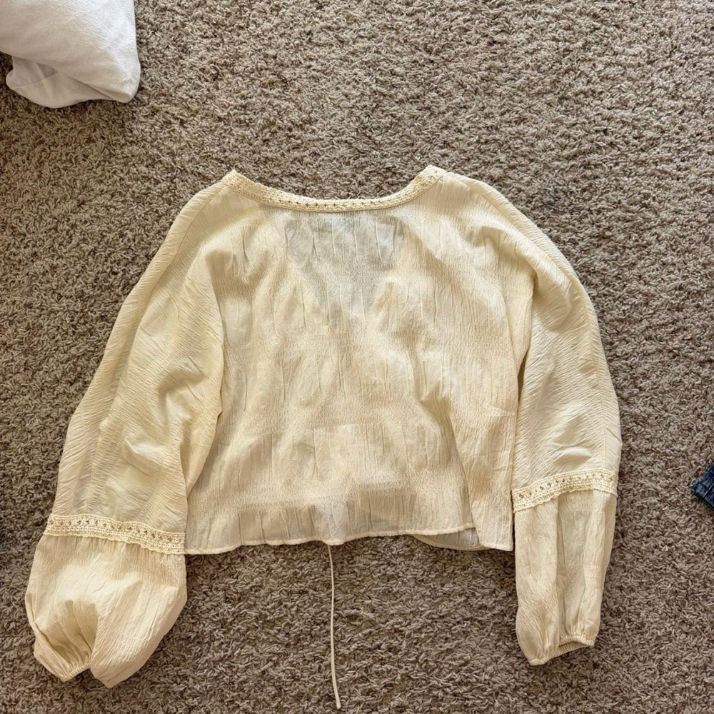VICI Cream Lace-Up Peasant Top with Crochet Trim - Picture 2 of 2